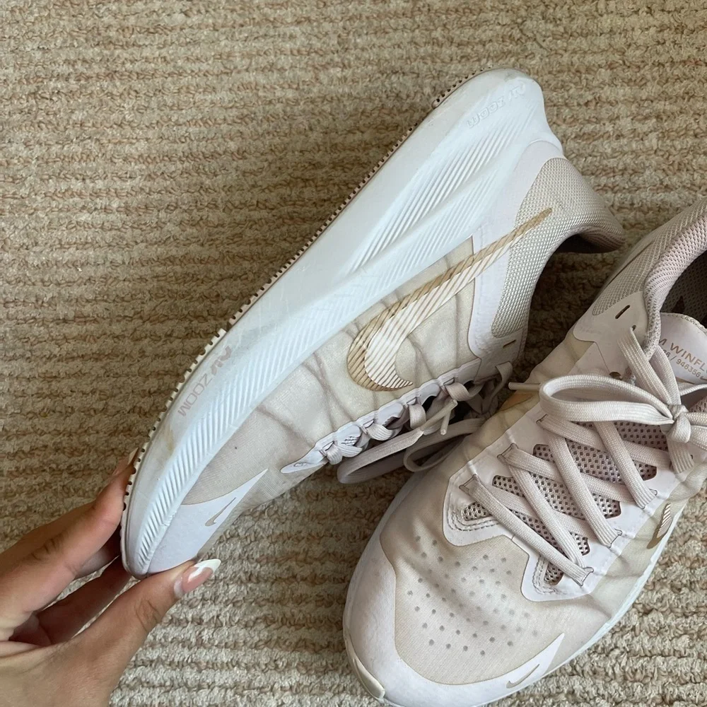 Nike Pink Athletic Shoes Zoom